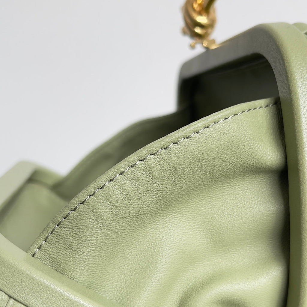 Bottega Veneta Knot Light Green Calfskin 717622
