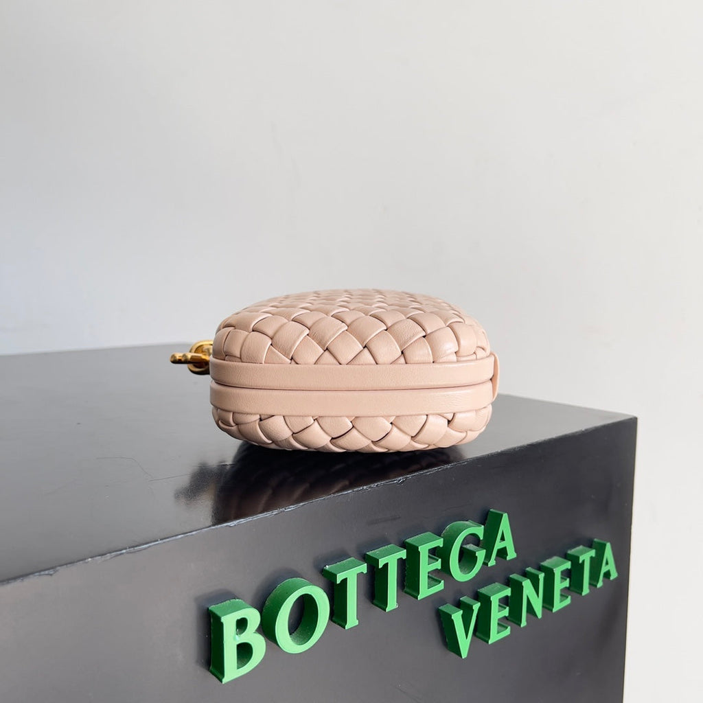 Bottega Veneta Knot Light Pink Calfskin 717622