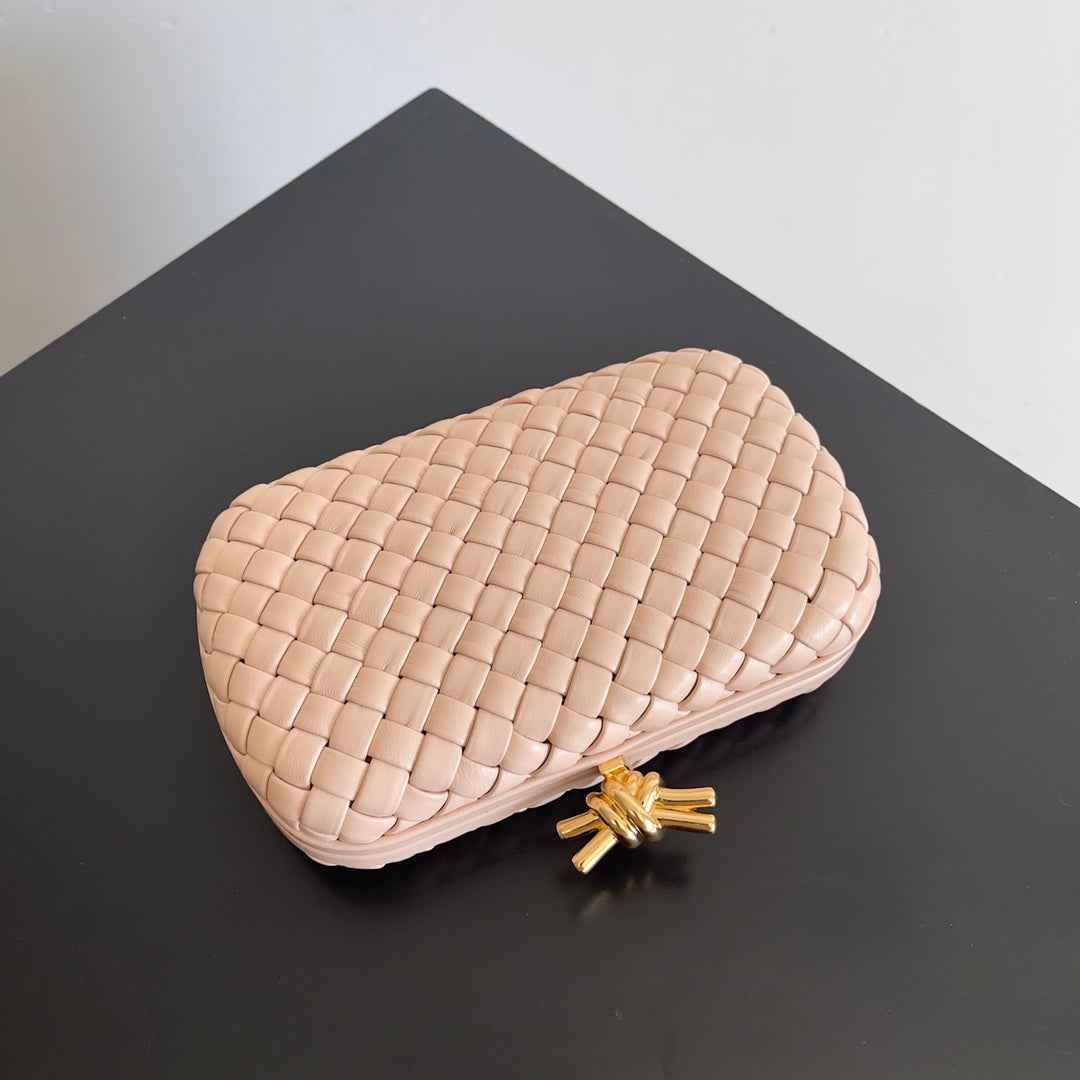 Bottega Veneta Knot Light Pink Calfskin 717622