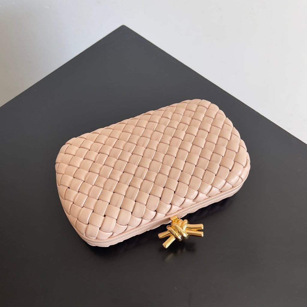 Bottega Veneta Knot Light Pink Calfskin 717622