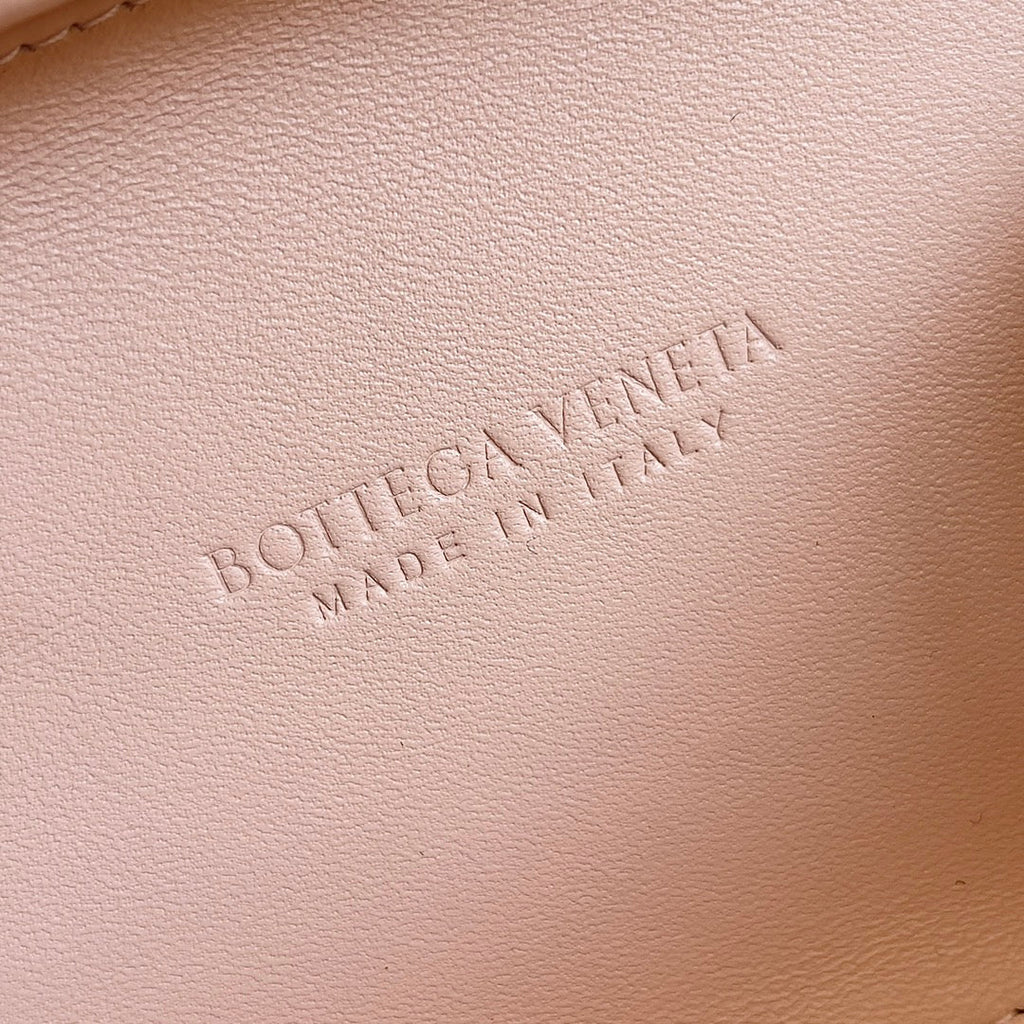 Bottega Veneta Knot Light Pink Calfskin 717622