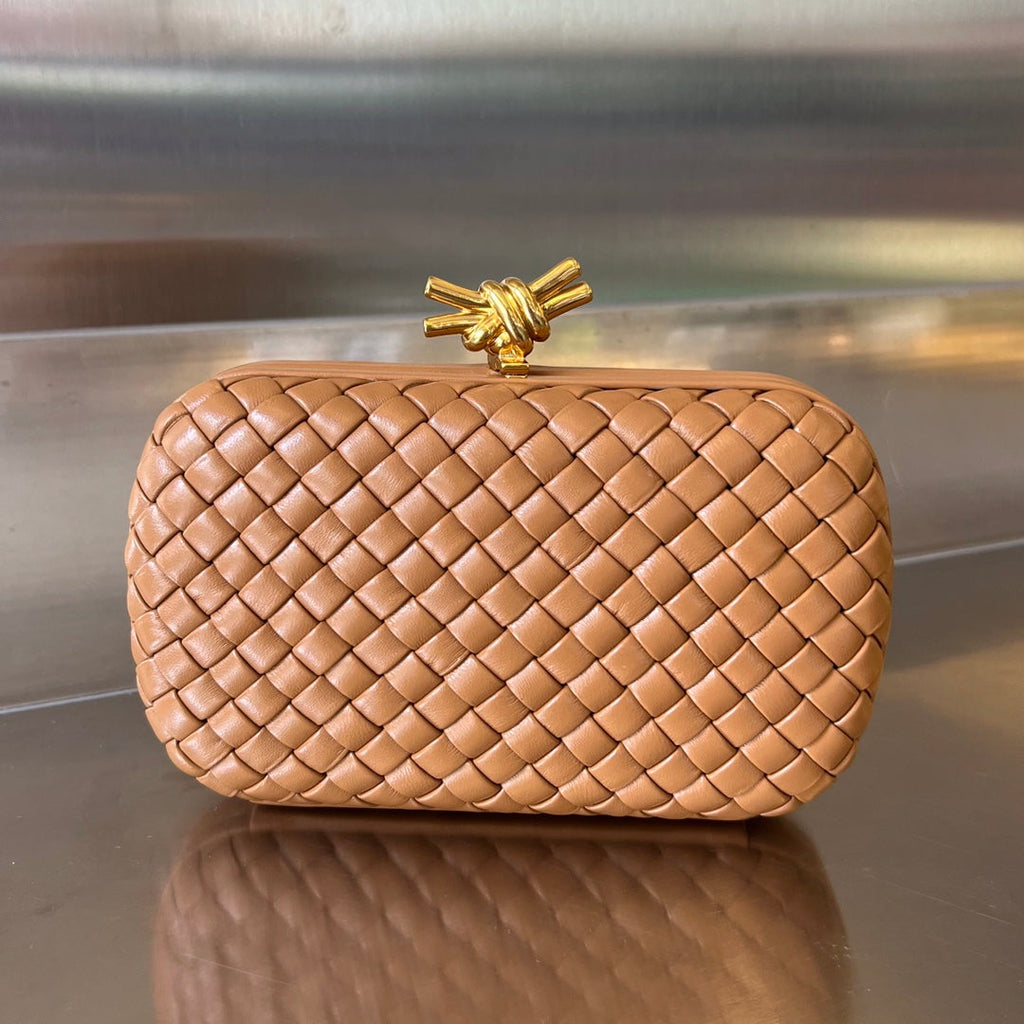 Bottega Veneta Knot Tan Calfskin 717622