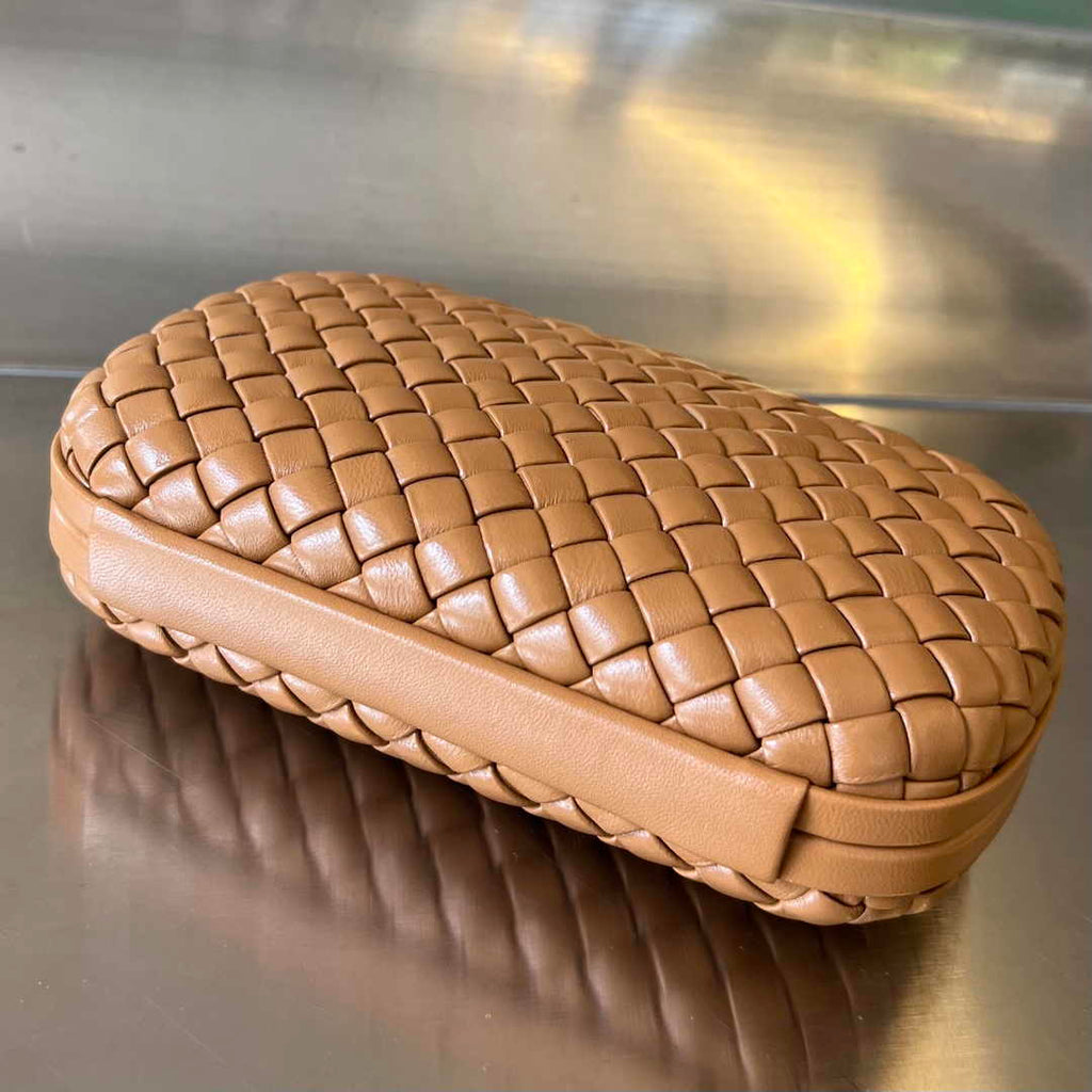 Bottega Veneta Knot Tan Calfskin 717622