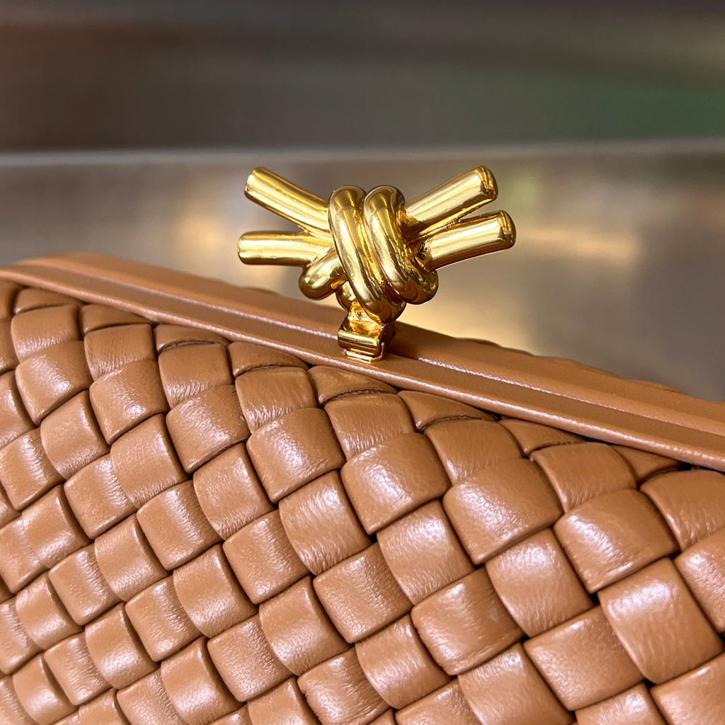 Bottega Veneta Knot Tan Calfskin 717622