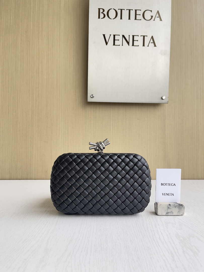 Bottega Veneta Knot Black Silver Calfskin 717622