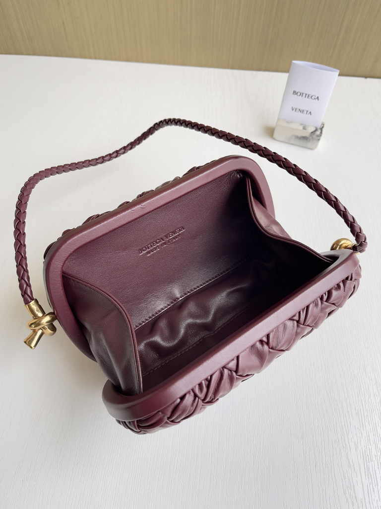 Bottega Veneta Knot With Chain 717623 Wine Red Calfskin