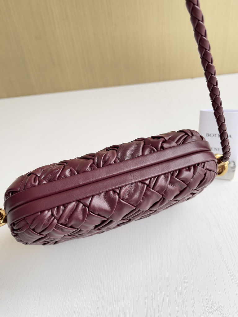 Bottega Veneta Knot With Chain 717623 Wine Red Calfskin