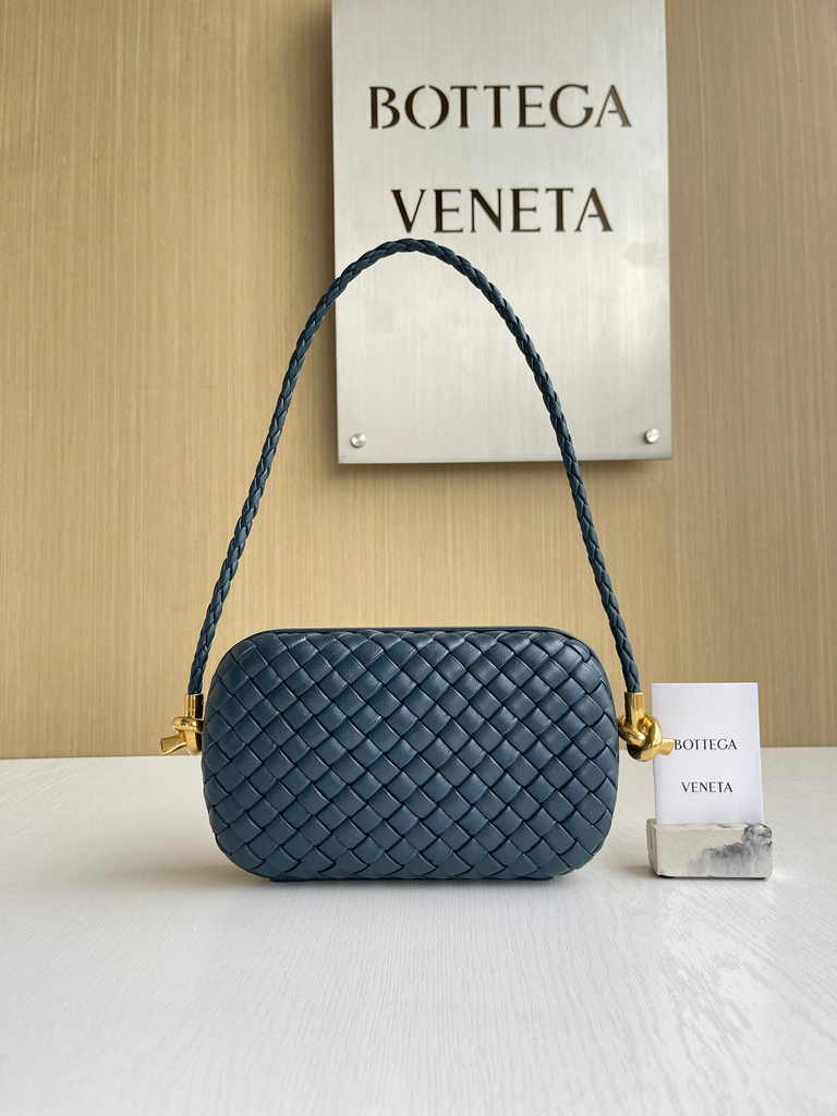 Bottega Veneta Knot With Chain 717623 Navy Blue Lambskin