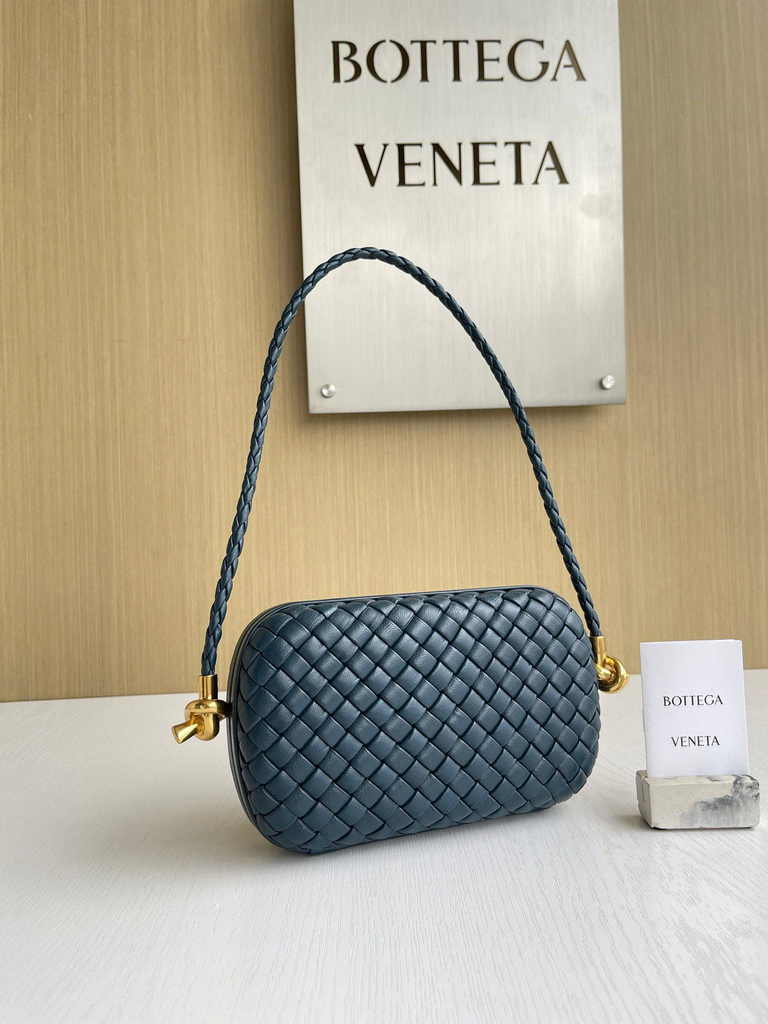 Bottega Veneta Knot With Chain 717623 Navy Blue Lambskin