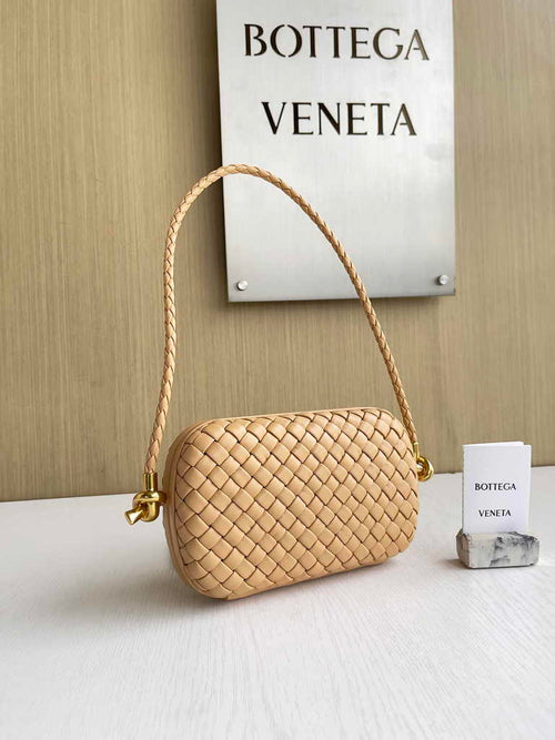 Bottega Veneta Knot With Chain 717623 Apricot Lambskin