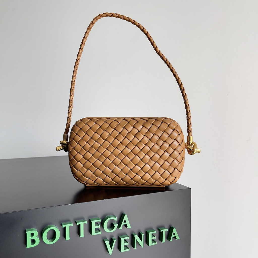 Bottega Veneta Knot With Chain 717623 Brown Lambskin