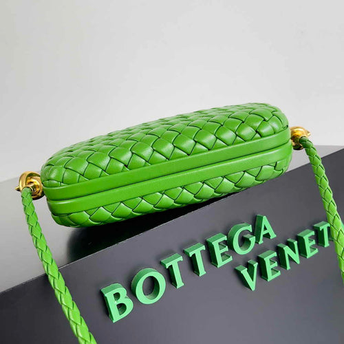 Bottega Veneta Knot With Chain 717623 Green Lambskin