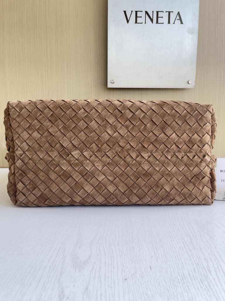 Bottega Veneta Large Andiamo Bag 766019 Tan Lambskin