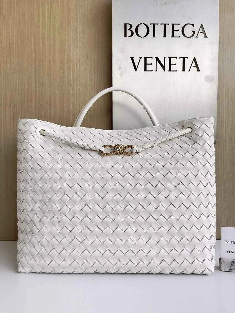Bottega Veneta Large Andiamo Bag 766019 White Lambskin Intrecciato