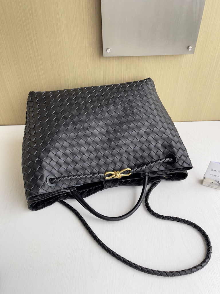 Bottega Veneta Large Andiamo Bag 766019 Black Lambskin bonded Intrecciato