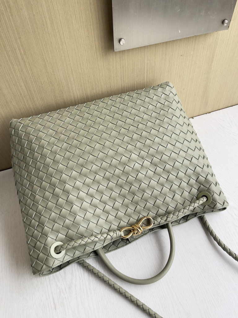 Bottega Veneta Large Andiamo Bag 766019 Light Green Lambskin bonded Intrecciato