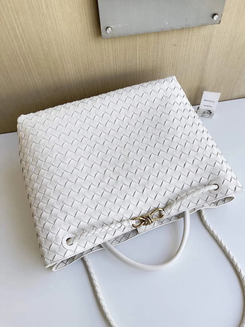 Bottega Veneta Large Andiamo Bag 766019 White Lambskin Intrecciato