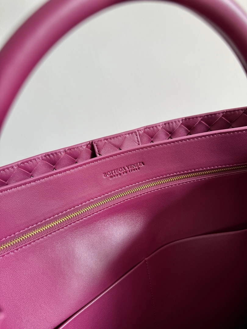 Bottega Veneta Large Andiamo Bag 766019 Plum Suede