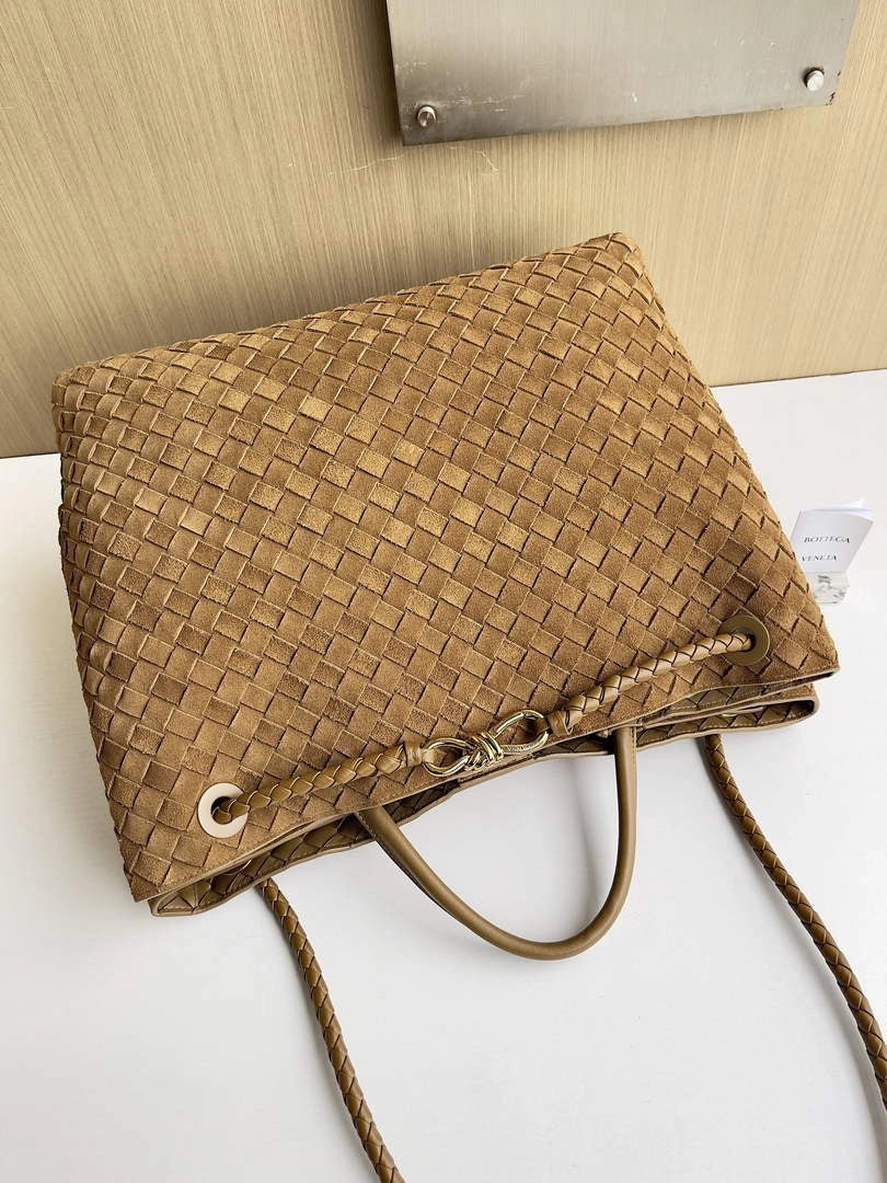 Bottega Veneta Large Andiamo Bag 766019 Tan Suede