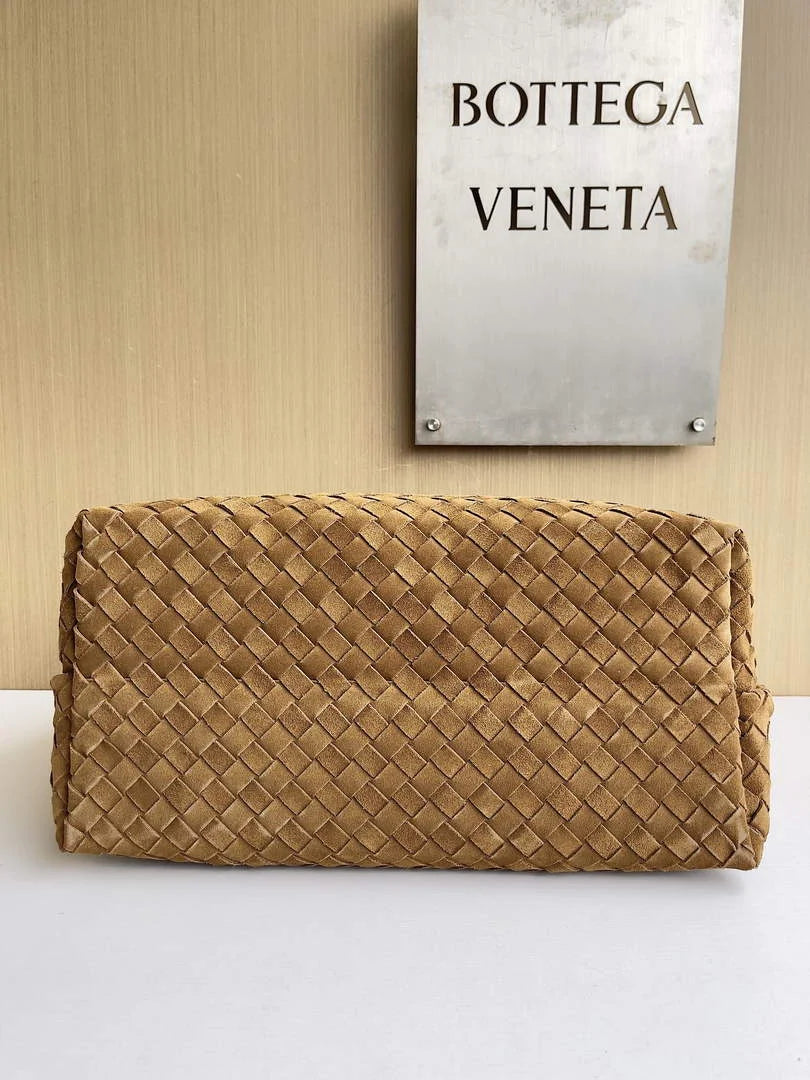 Bottega Veneta Large Andiamo Bag 766019 Tan Suede