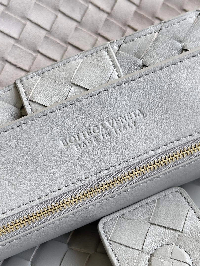 Bottega Veneta Large Andiamo Bag 766019 Gray Suede