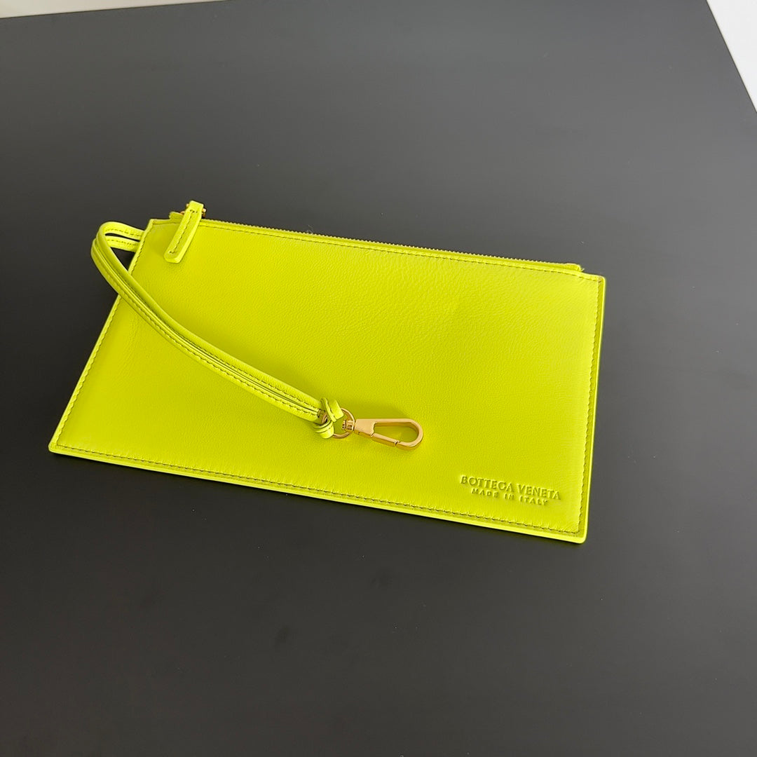 Bottega Veneta Large Cabat Bag 608811 Lambskin leather Yellow