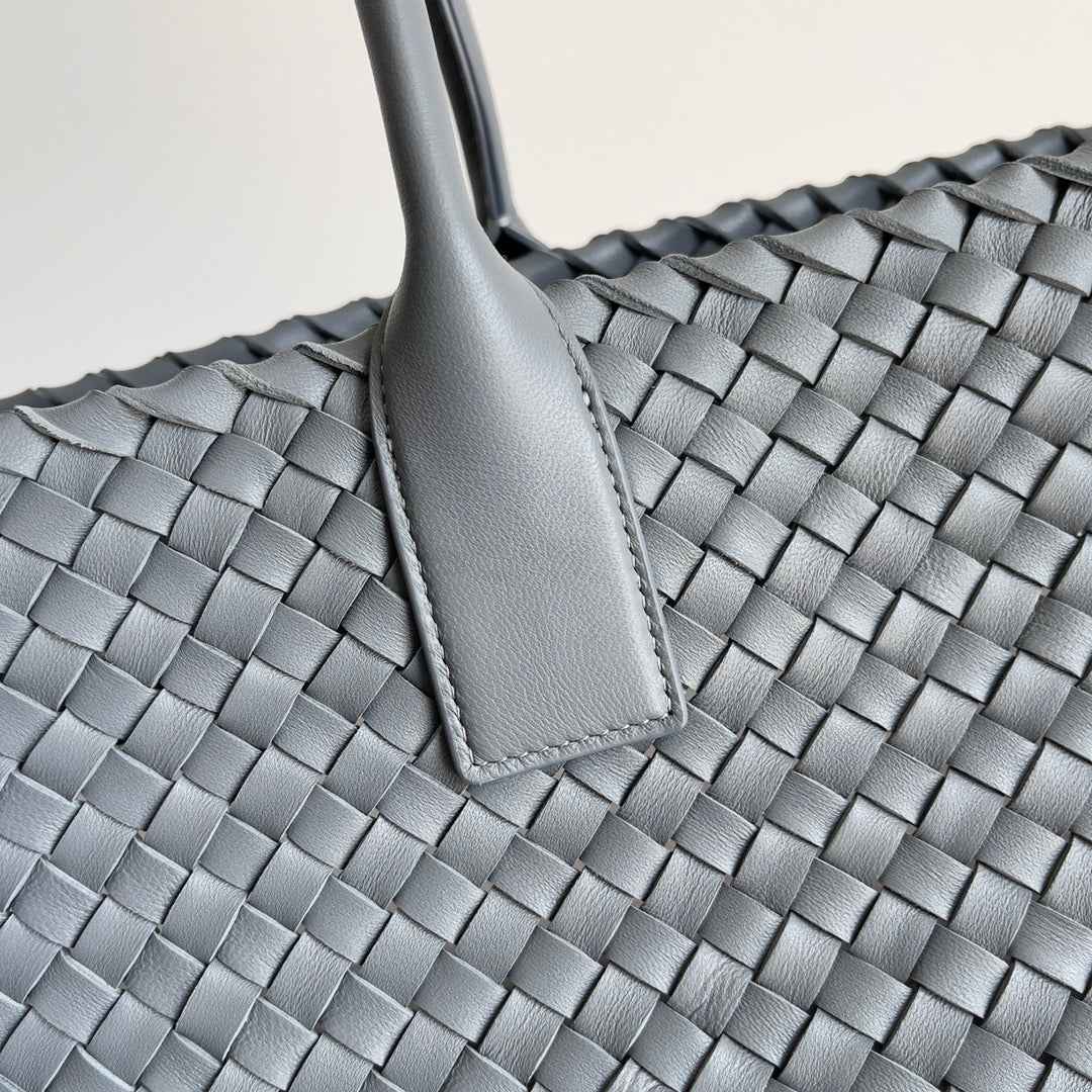 Bottega Veneta Large Cabat Bag 608811 Lambskin leather Gray