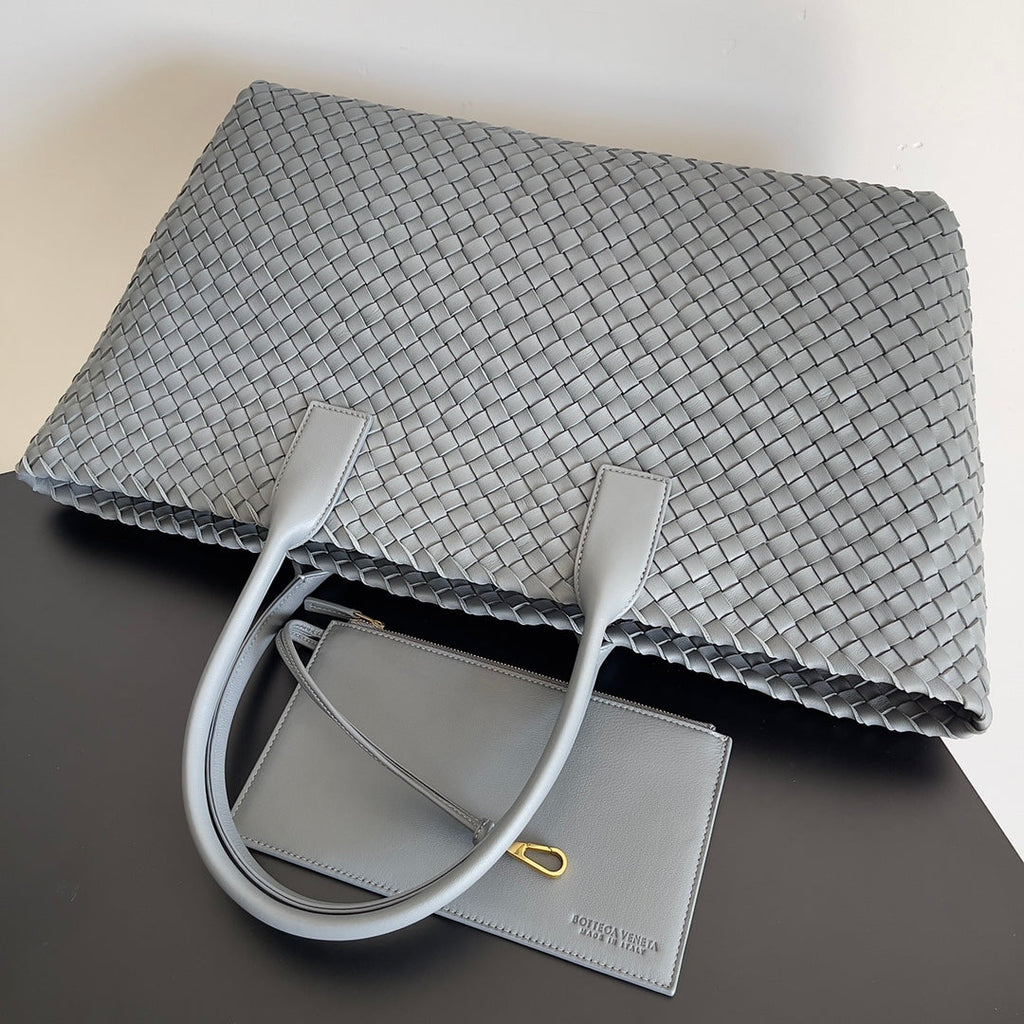 Bottega Veneta Large Cabat Bag 608811 Lambskin leather Gray