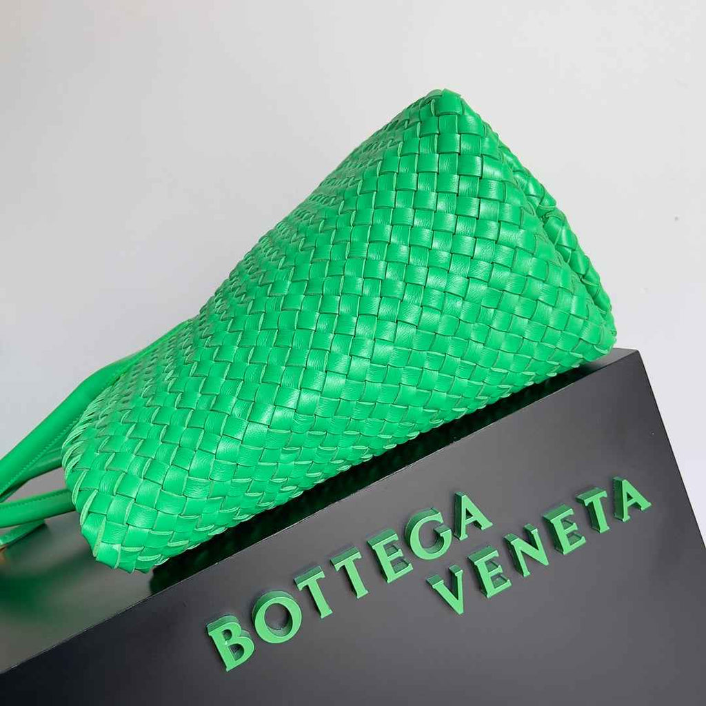Bottega Veneta Large Cabat Bag 608811 Green Lambskin leather