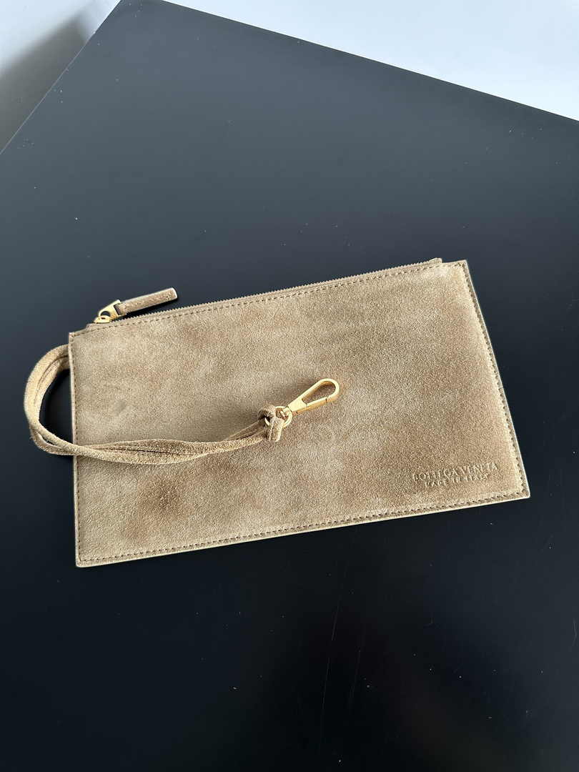 Bottega Veneta Large Cabat Bag 608811 calf suede leather