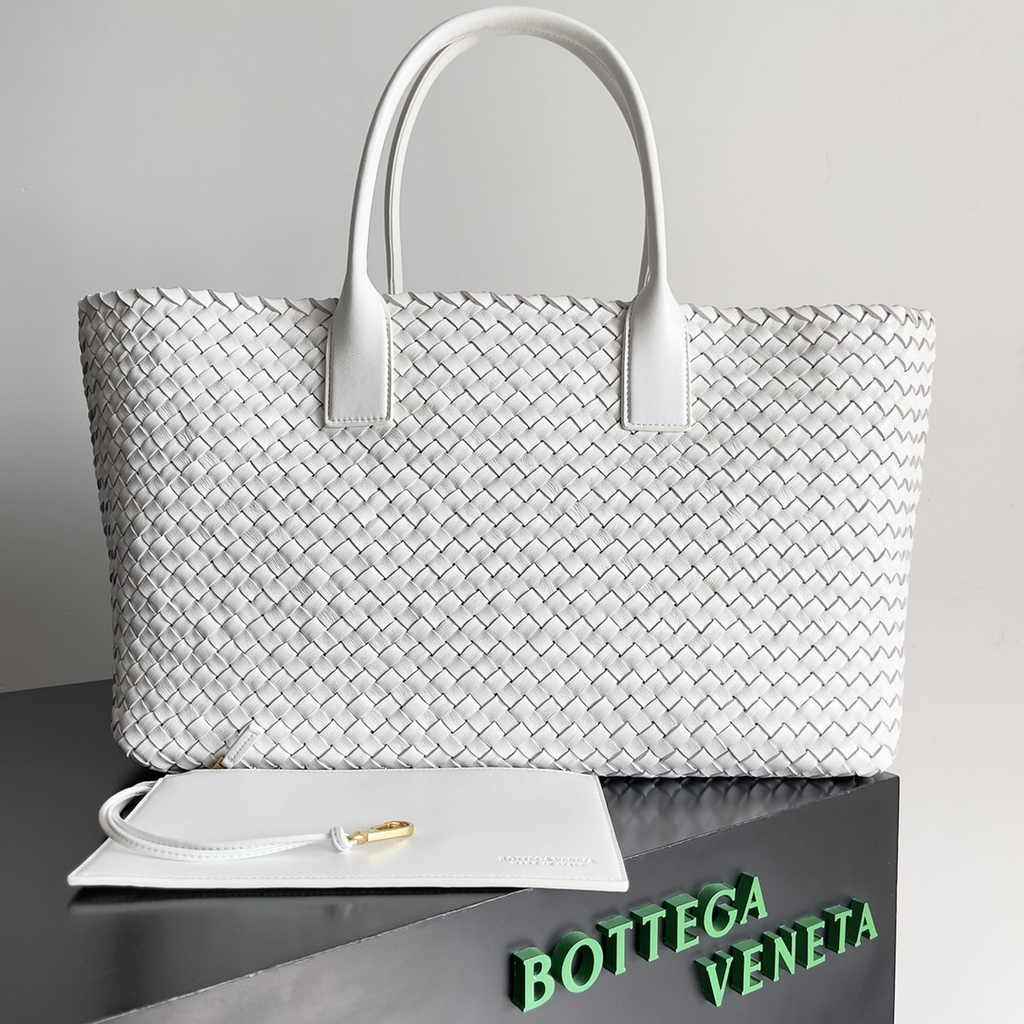 Bottega Veneta Large Cabat Bag 608811 White Lambskin leather