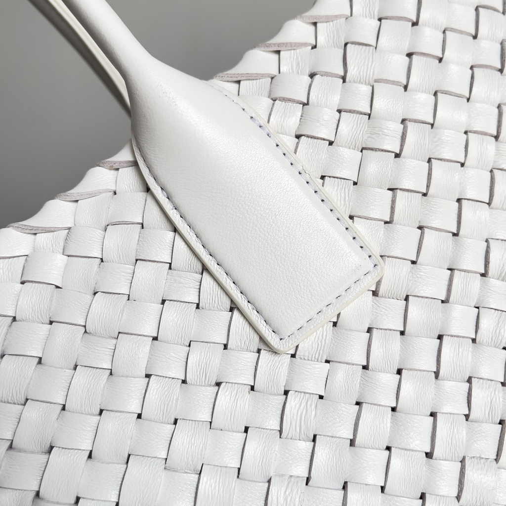 Bottega Veneta Large Cabat Bag 608811 White Lambskin leather