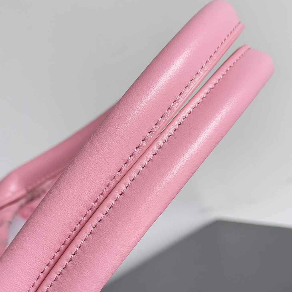 Bottega Veneta Large Cabat Bag 608811 Pink Lambskin leather