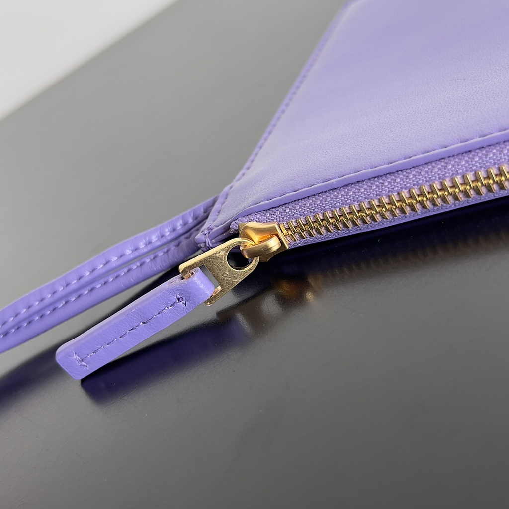 Bottega Veneta Large Cabat Bag 608811 Purple Lambskin leather