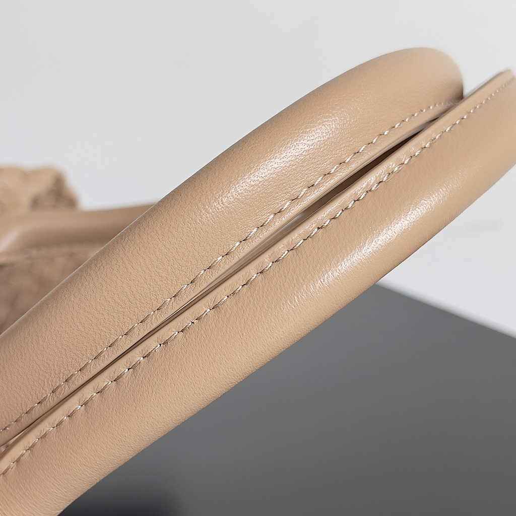 Bottega Veneta Large Cabat Bag 608811 Apricot Lambskin leather