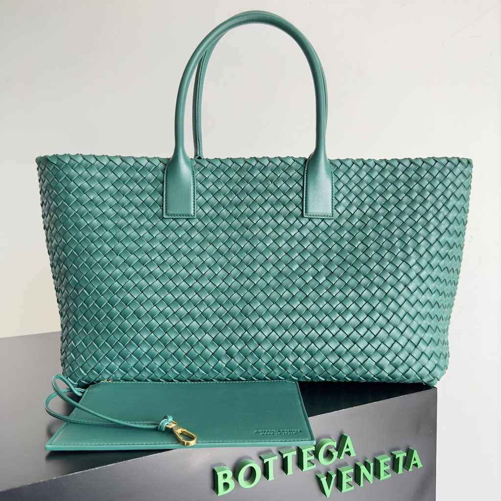 Bottega Veneta Large Cabat Bag 608811 Dark Green Lambskin leather
