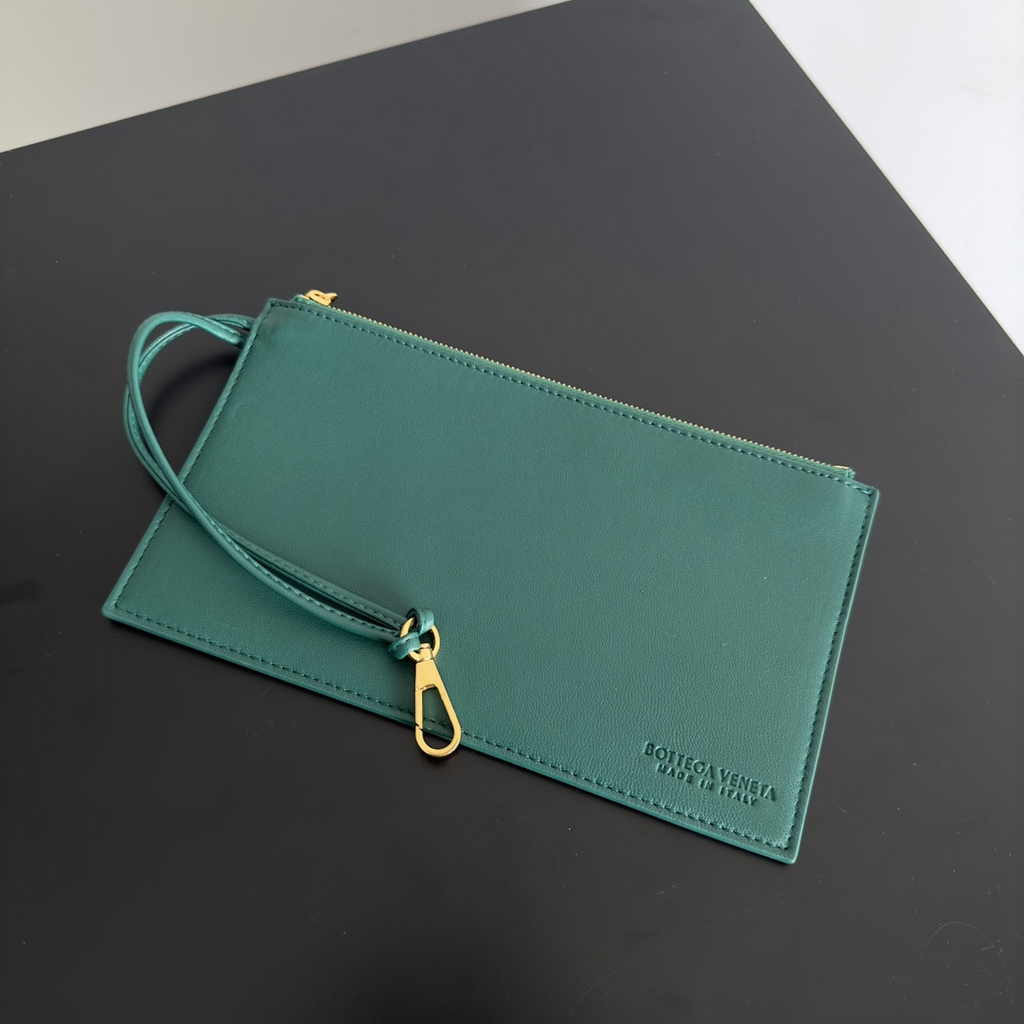 Bottega Veneta Large Cabat Bag 608811 Dark Green Lambskin leather