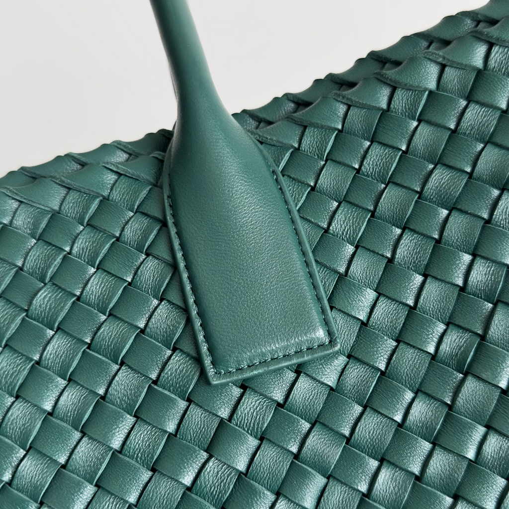 Bottega Veneta Large Cabat Bag 608811 Dark Green Lambskin leather