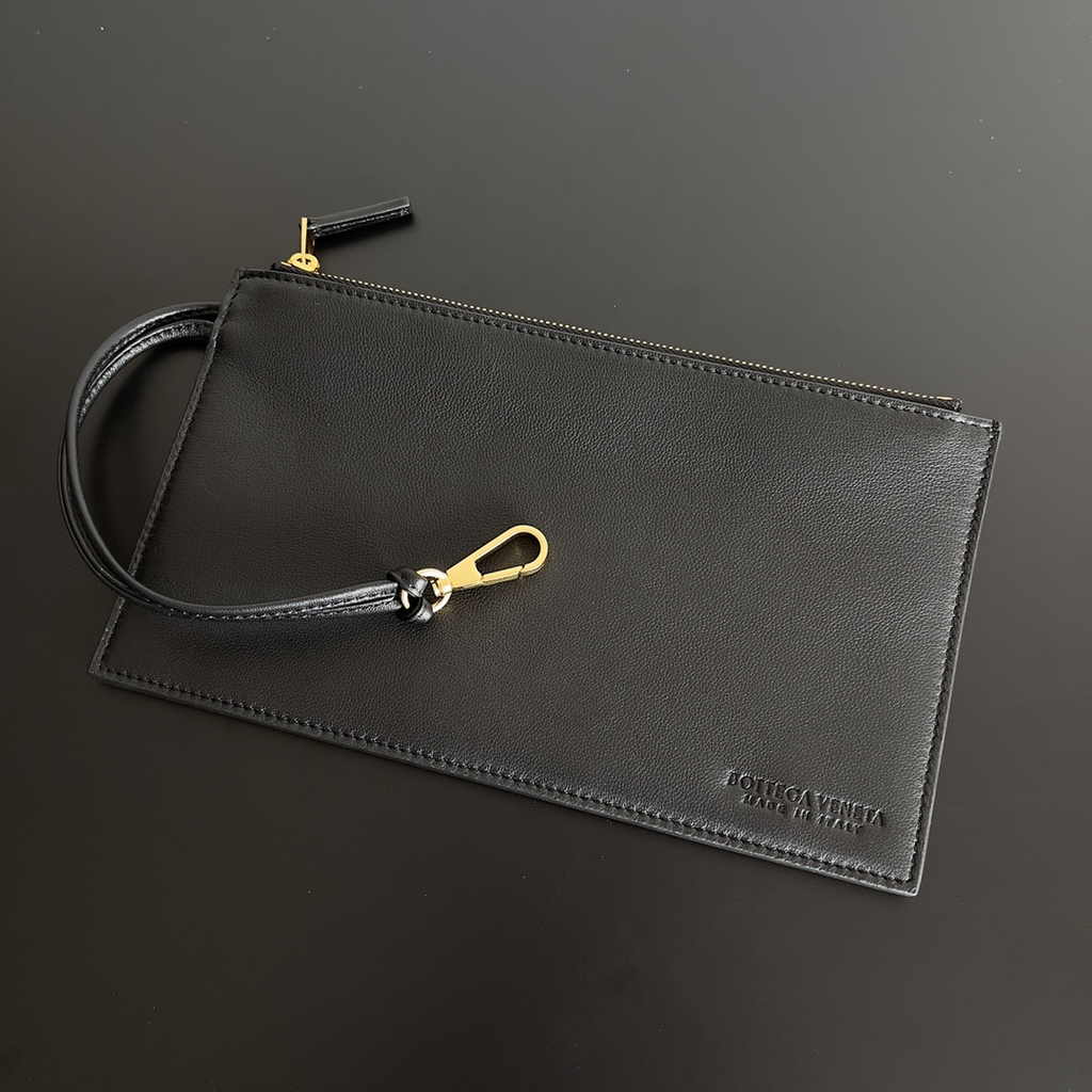 Bottega Veneta Large Cabat Bag 608811 Black Lambskin leather