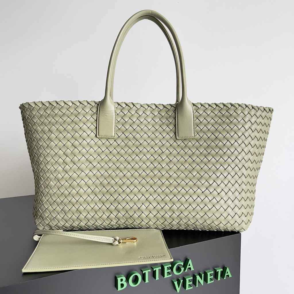 Bottega Veneta Large Cabat Bag 608811 Light Green Lambskin leather