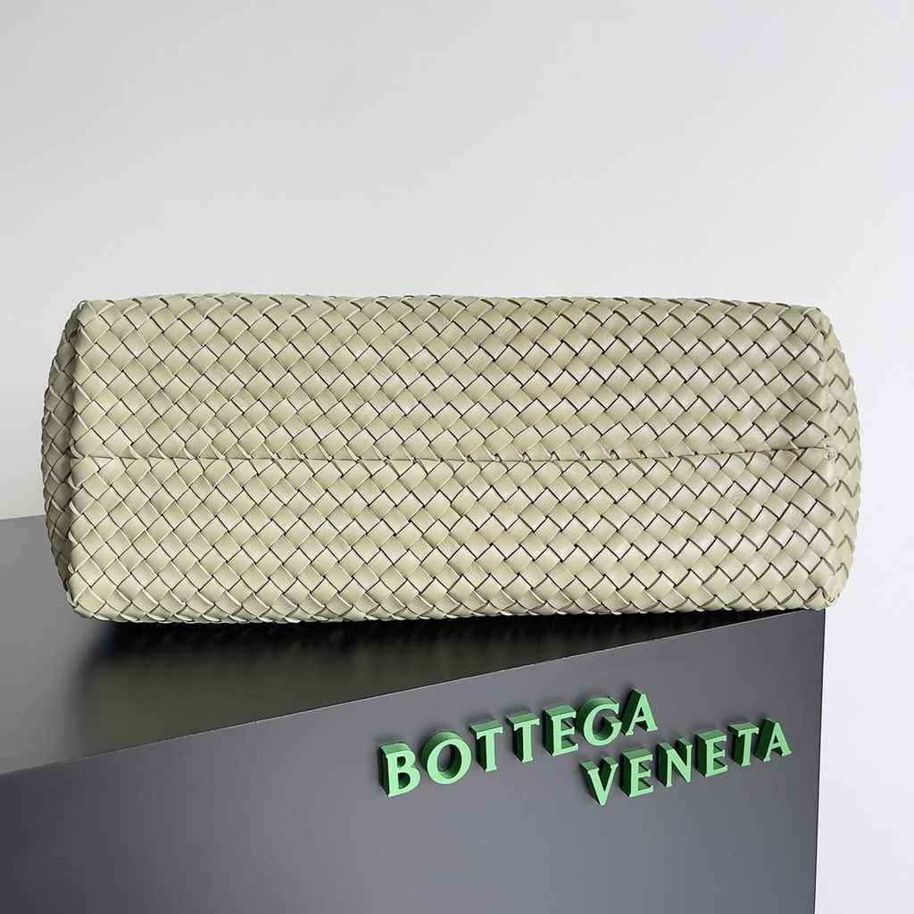 Bottega Veneta Large Cabat Bag 608811 Light Green Lambskin leather