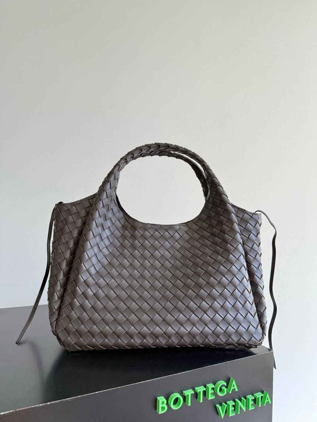 Bottega Veneta Large Campana Bag 844250 in Coffee