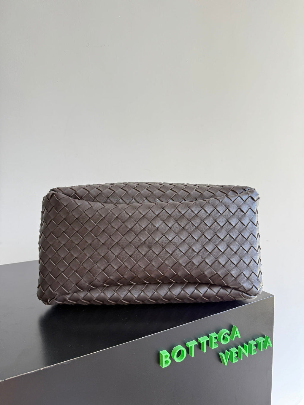 Bottega Veneta Large Campana Bag 844250 in Coffee