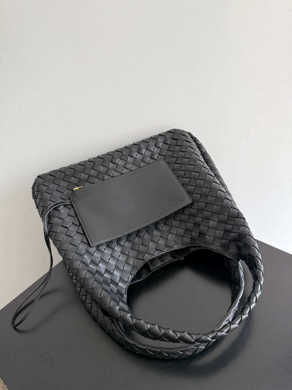 Bottega Veneta Large Campana Bag 844250 in Black