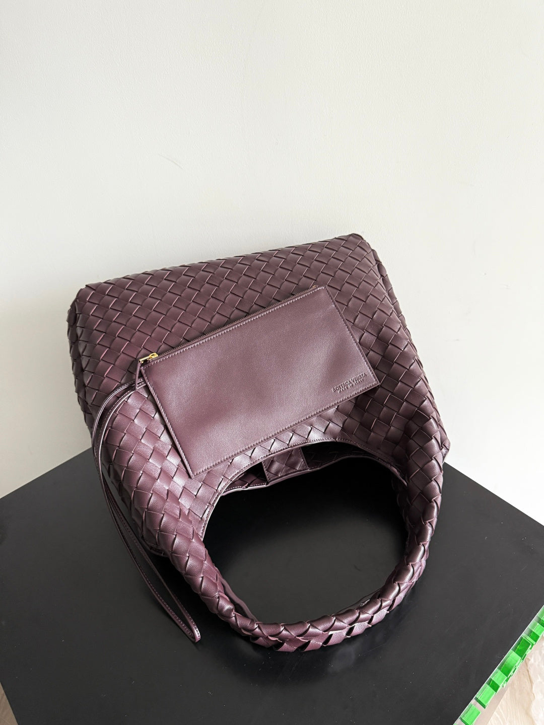 Bottega Veneta Large Campana Bag 844250 in Wine Red