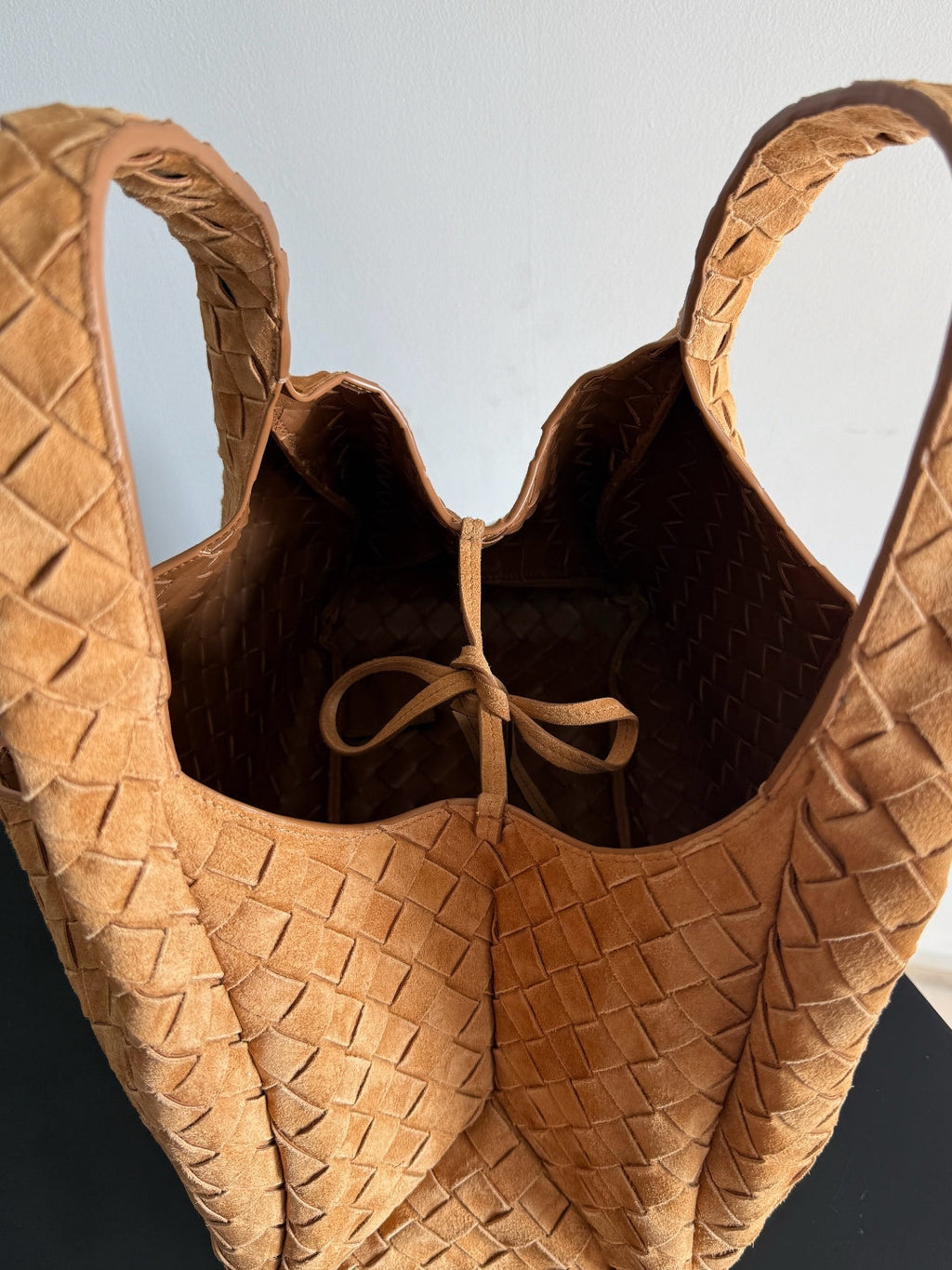 Bottega Veneta Large Campana Bag 844250 in Suede Brown