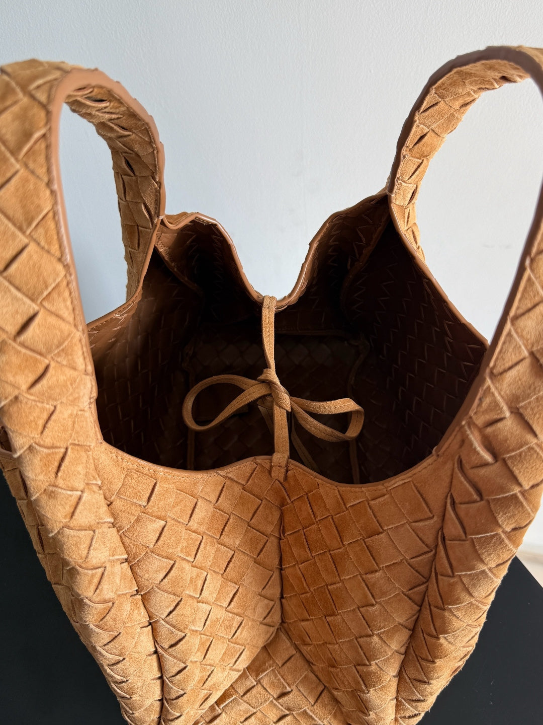 Bottega Veneta Large Campana Bag 844250 in Suede Brown