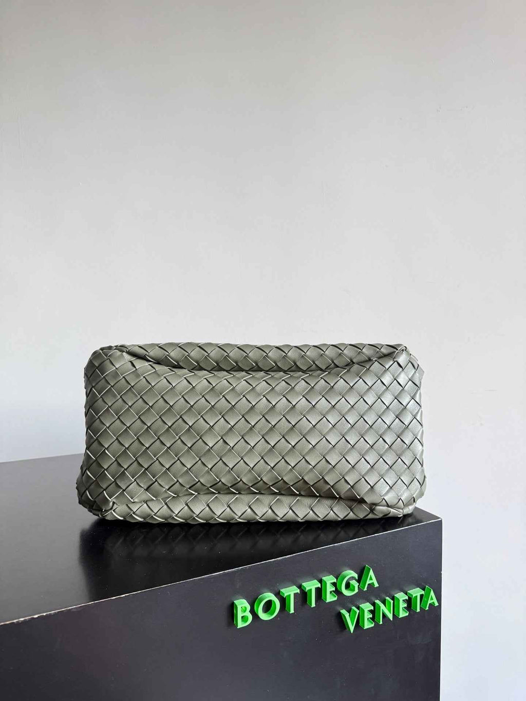 Bottega Veneta Large Campana Bag 844250 in Green