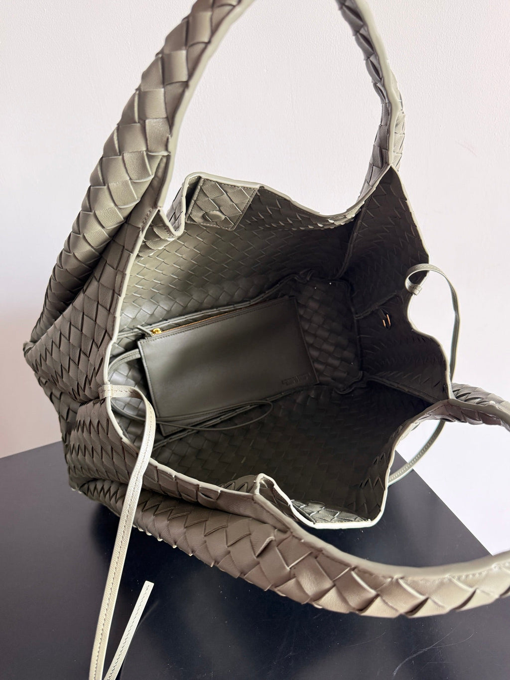 Bottega Veneta Large Campana Bag 844250 in Green