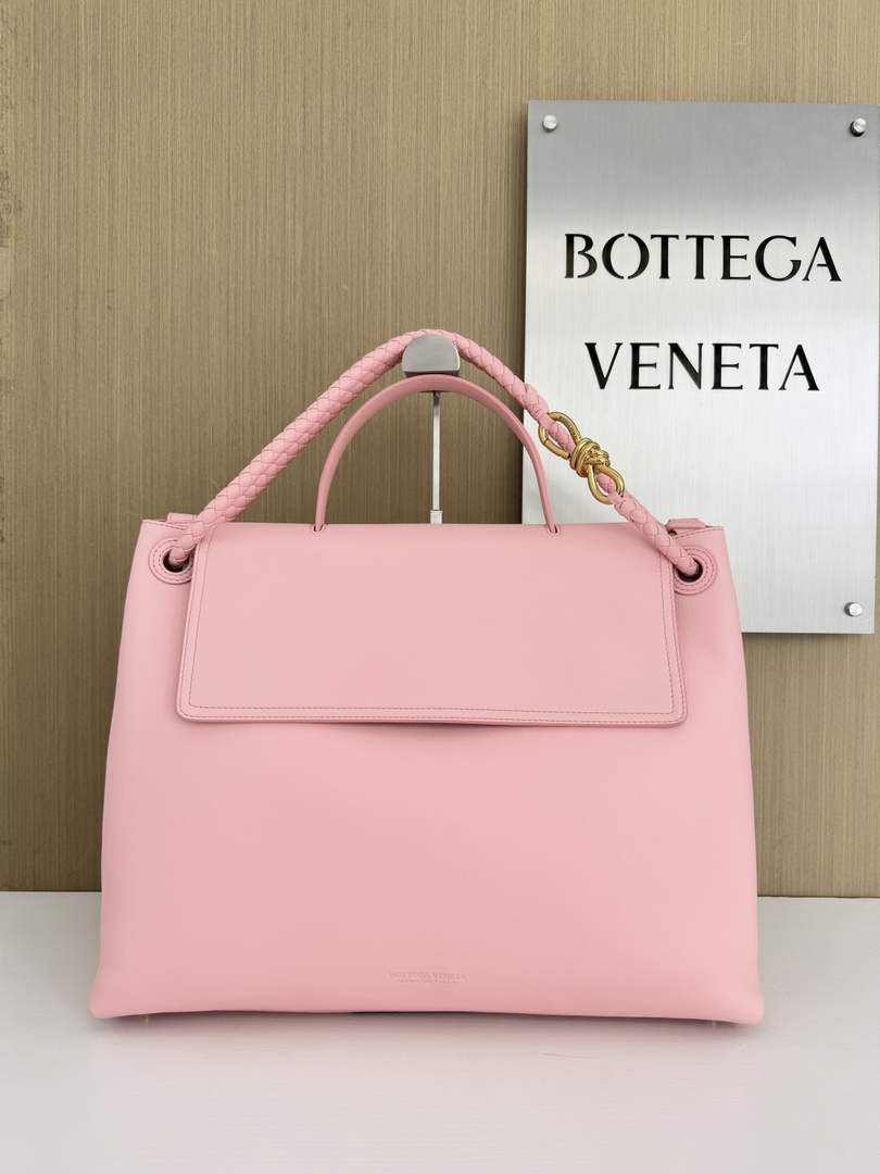 Bottega Veneta Large Ciao Ciao 826195 in Pink Calfskin